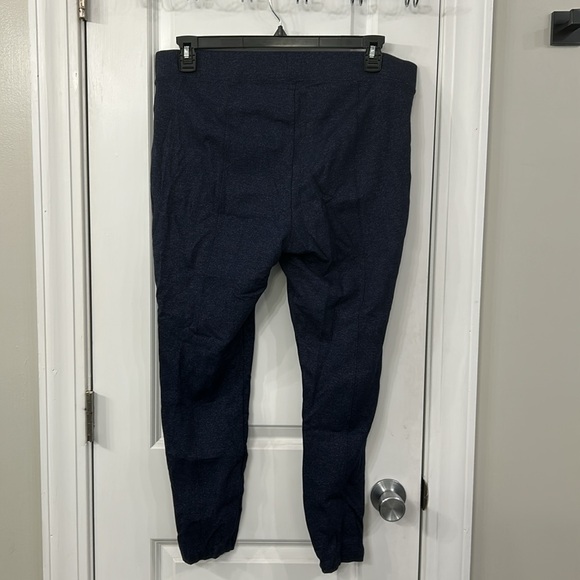 X Large Old Navy Stevie High Rise Leggings. Like New! - Picture 2 of 8